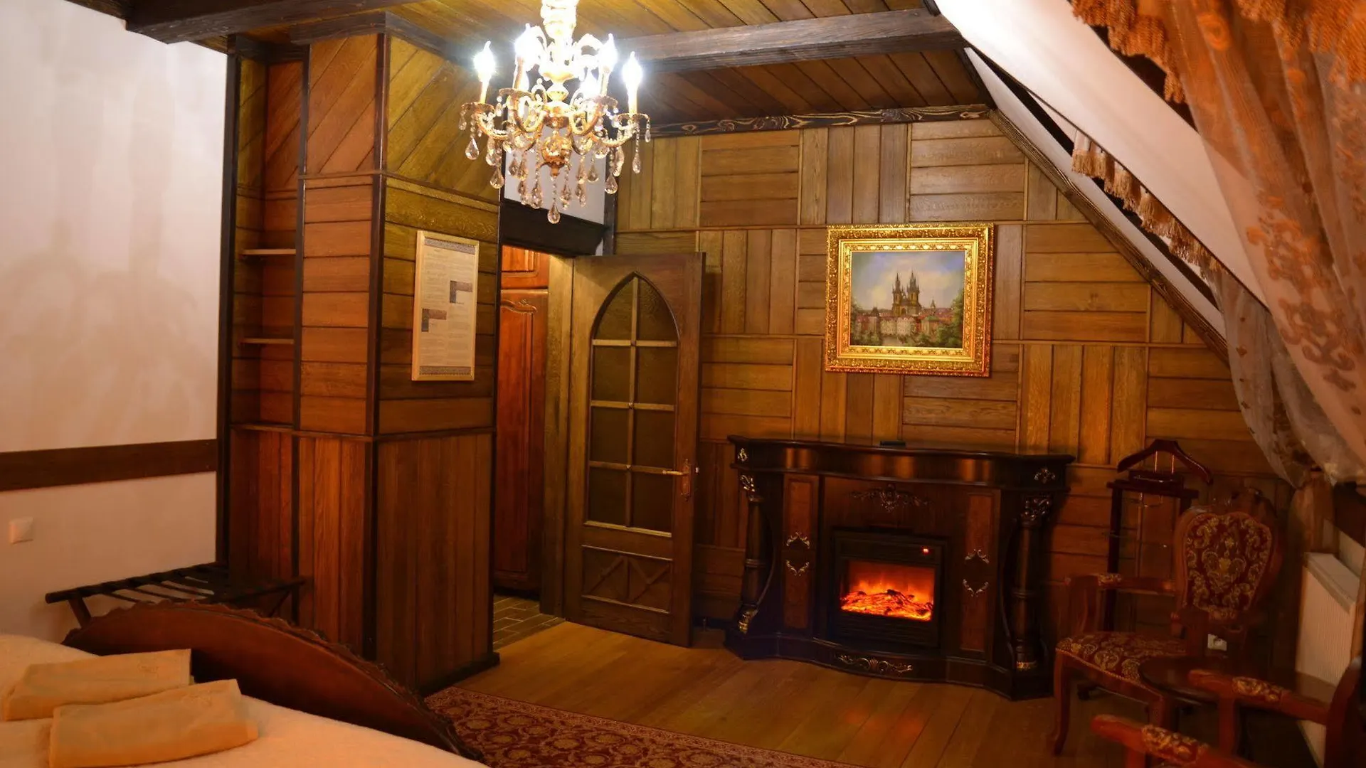 Zamek Luzec Spa & Wellness Resort カルロヴィ・ヴァリ 4*,