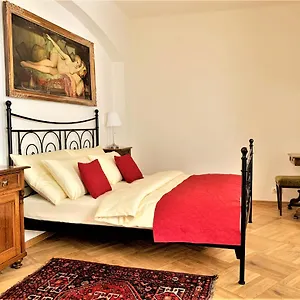 Small Luxury Palace Praag