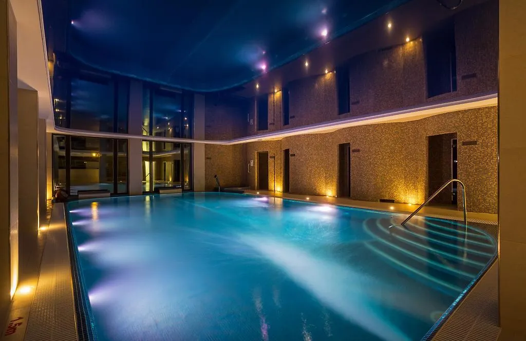 Zamek Luzec Spa & Wellness Resort Κάρλοβι Βάρι 4*,  Τσεχία
