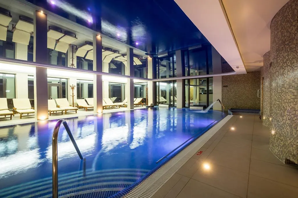 Zamek Luzec Spa & Wellness Resort Karlsbad 4*,  Tjeckien